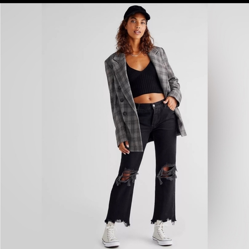 FREE PEOPLE. washed black denim jeans. 5 button. NWT